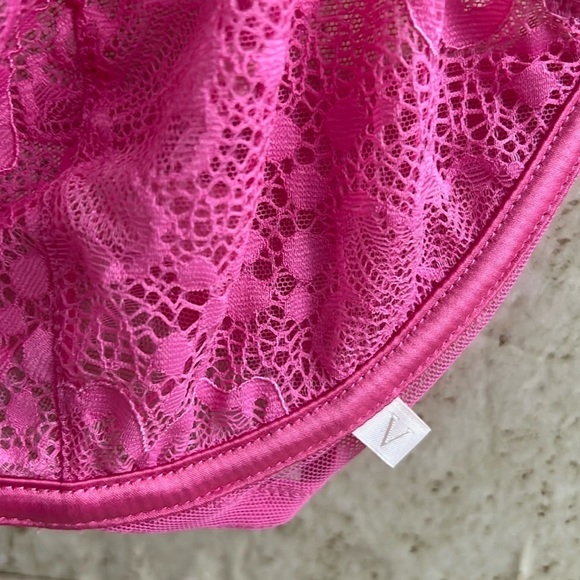 Victoria’s Secret UnLined Demi Double Lacey Bra size 32DDD NWOT - Picture 8 of 10